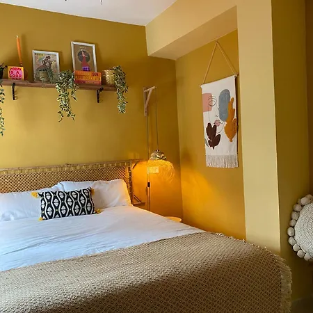 Апартаменти Casita De Ermita Old Town *